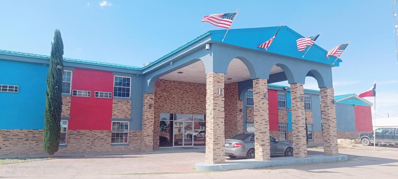 B&J Hotel And Apartments Pecos Exterior photo